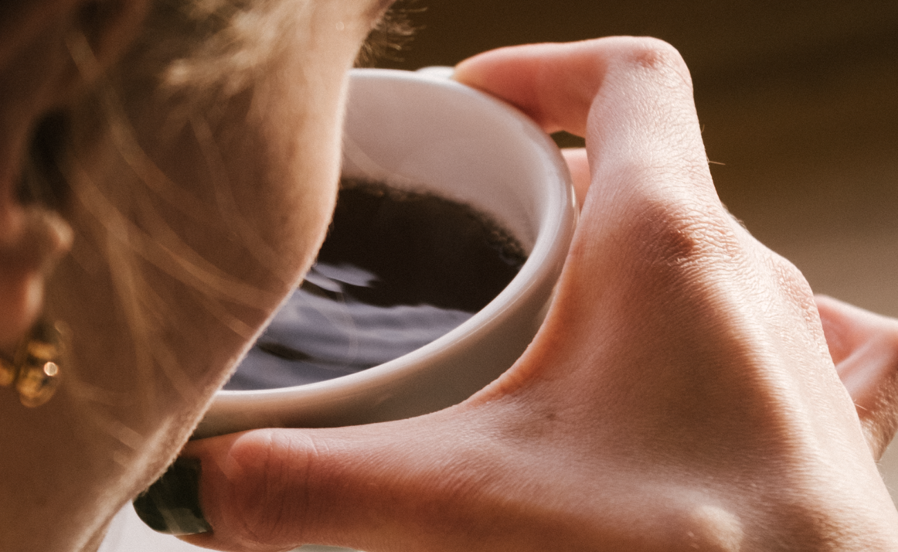 Assaggio del caffè: la differenza tra gusto e aroma